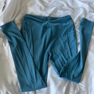 Large gymshark leggings